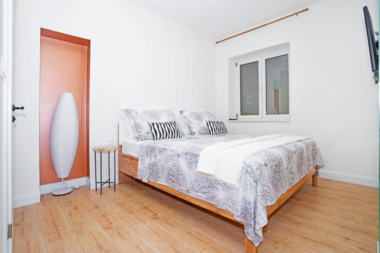 Justiniana Apartment Kastela Bagian luar foto
